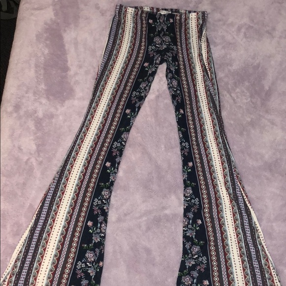 linear flare pants